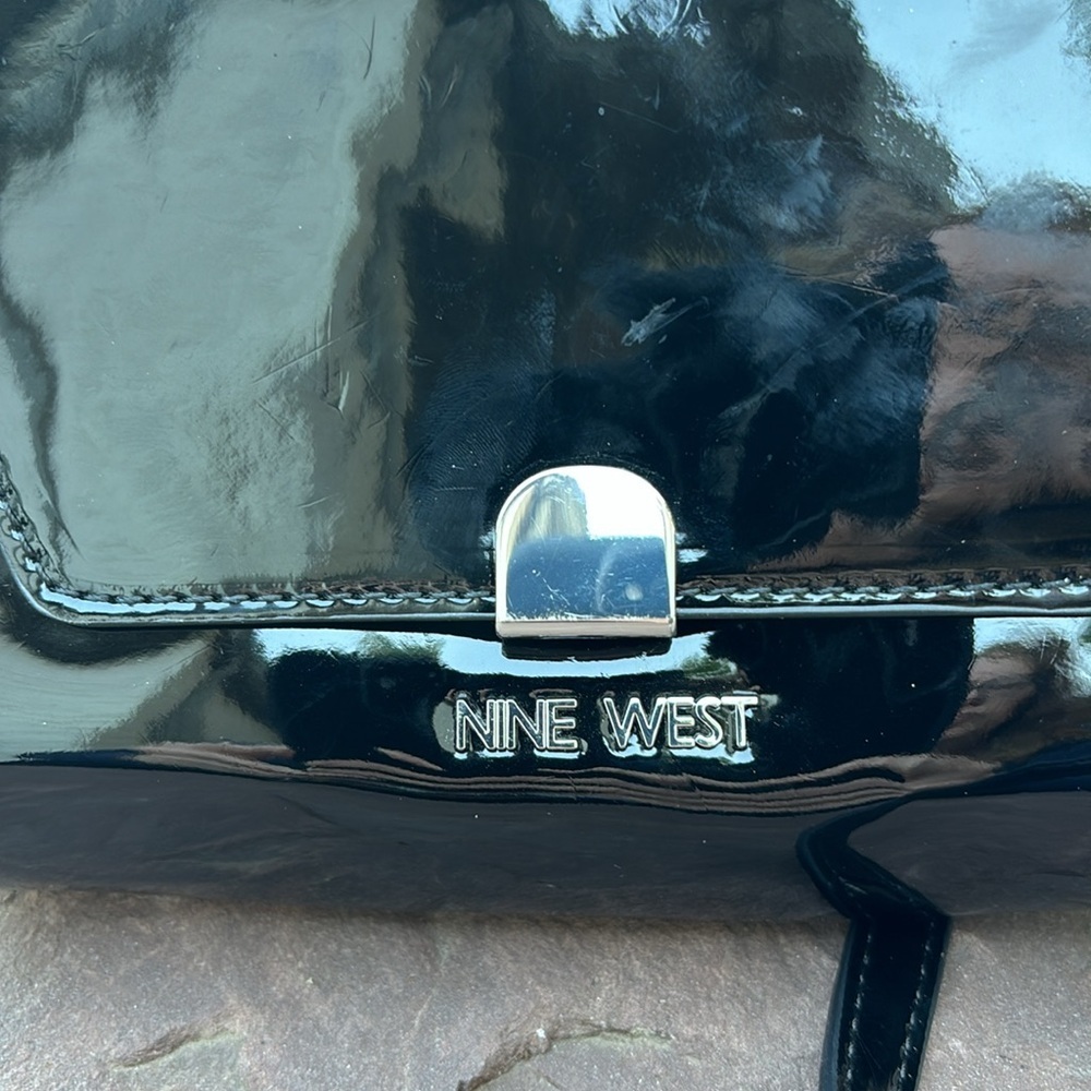 ⭐️Nine West Black Patten Bag - Picture 5 of 8